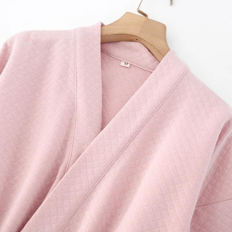 Peignoir kimono de couleur rose en matière coton pour femme