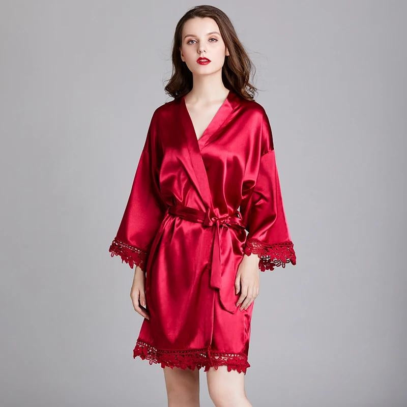 Peignoir satin rouge